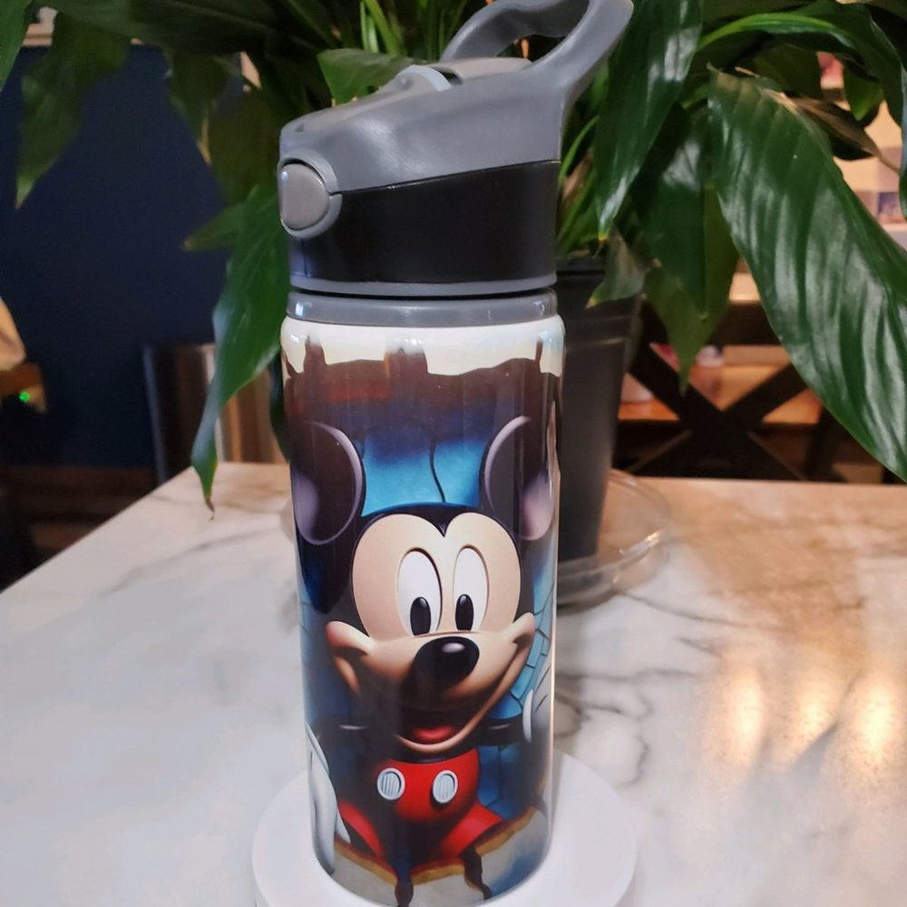 Mickey Mouse 20 oz Sport Water Bottle 🎉sale
